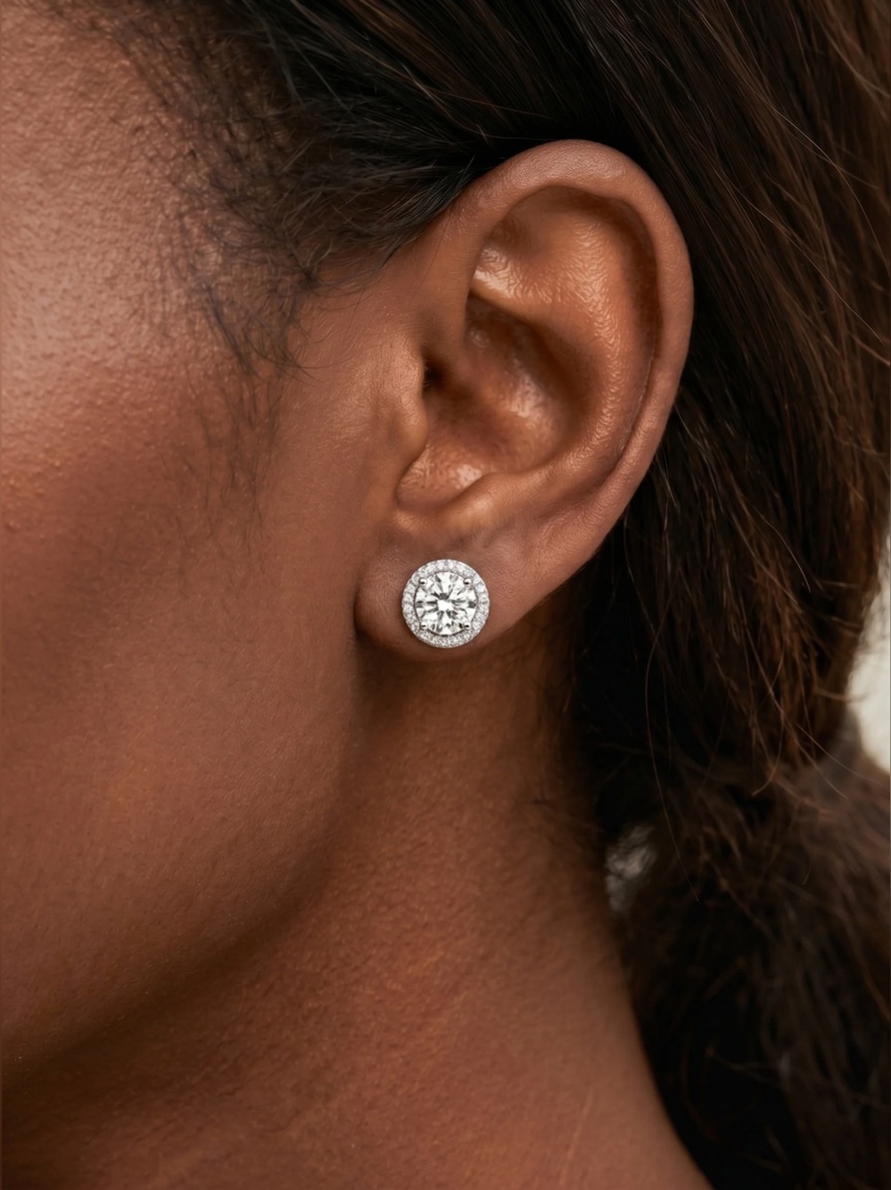 1/10 CT. T.W. Diamond Circle Frame Stud Earrings in Sterling Silver NEW